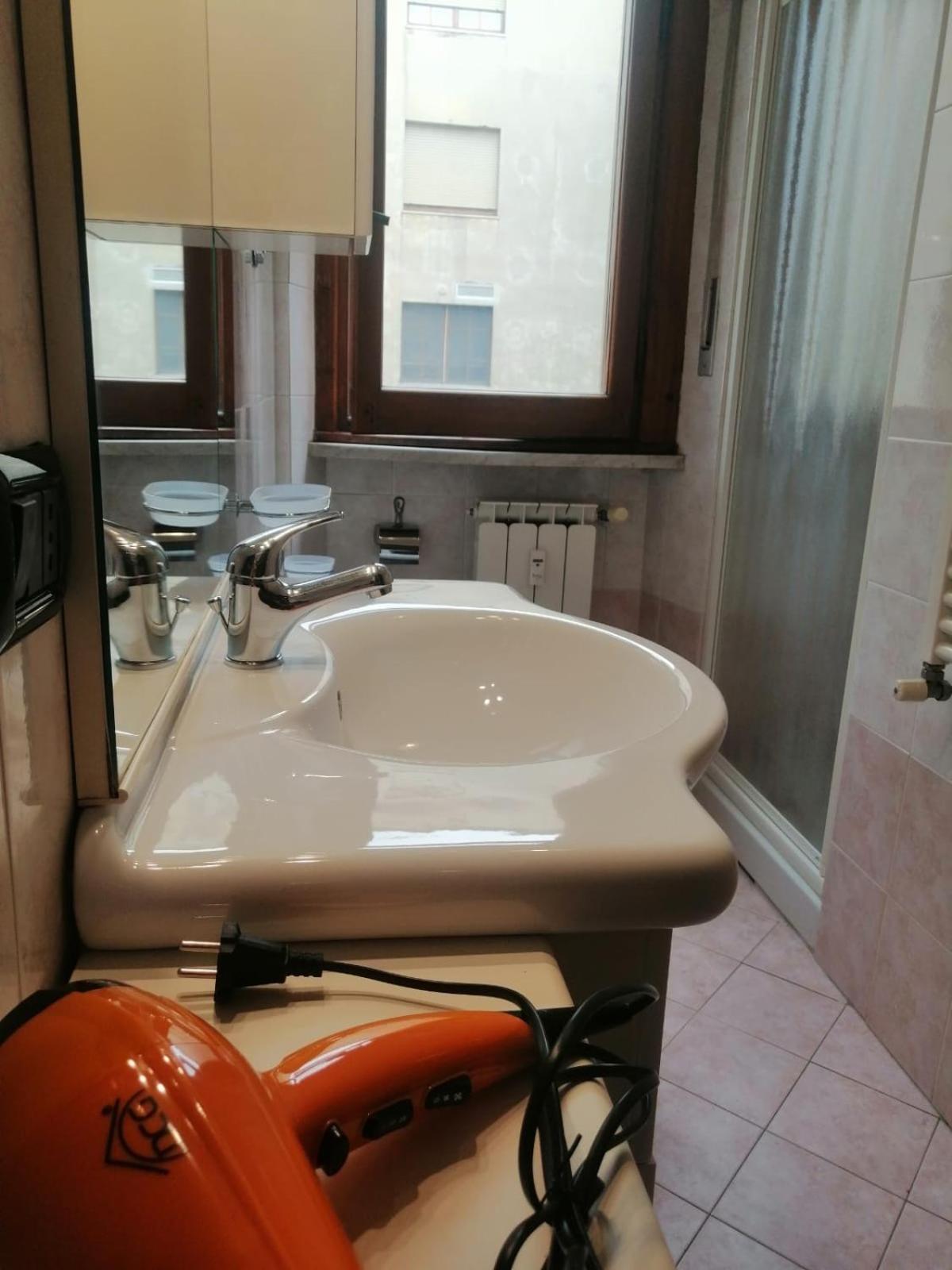 Apartment In Front Of The Train Station! Florencja Zewnętrze zdjęcie